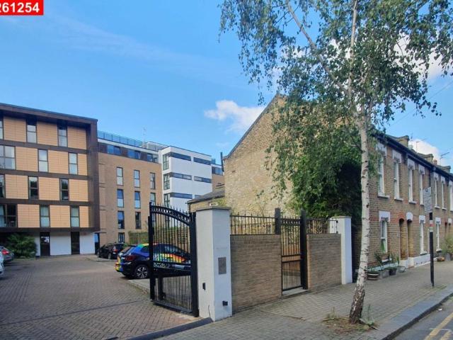 Apartment for rent in Beeches Community Board, Buckinghamshire