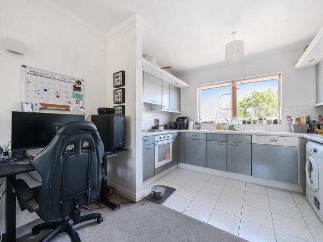Apartment for rent in Arbury, Cambridgeshire