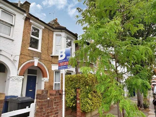 Apartment for rent in London Borough of Ealing, Greater London
