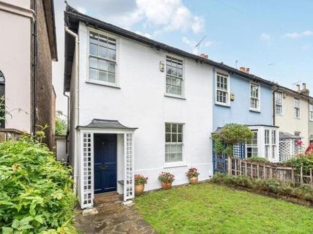 House for sale in Deepcut, Surrey