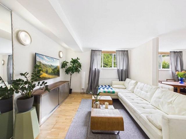 Apartment for rent in Petersham, Greater London