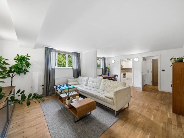 Apartment for rent in Petersham, Greater London