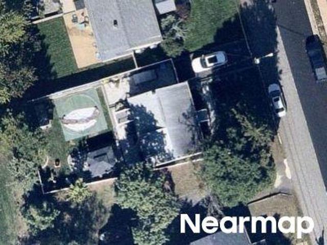 House for sale in Edison, New Jersey