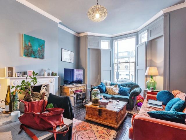 Apartment for rent in Highbury, Greater London