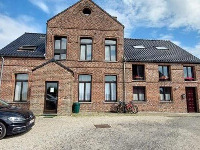 Kot location à Aat, Wallonie