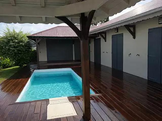 Maison location à Guadeloupe