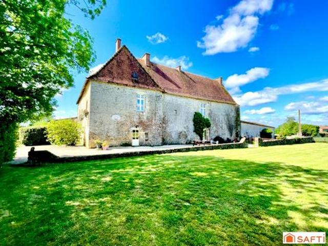Château vente à France métropolitaine, Saint-hilaire-des-loges