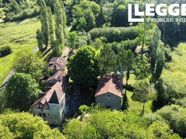 Maison vente à Sarlat-la-Canéda, Saint-cernin-de-l'herm