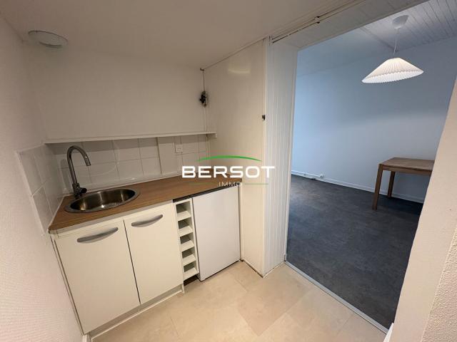 Local Commercial vente à Besançon