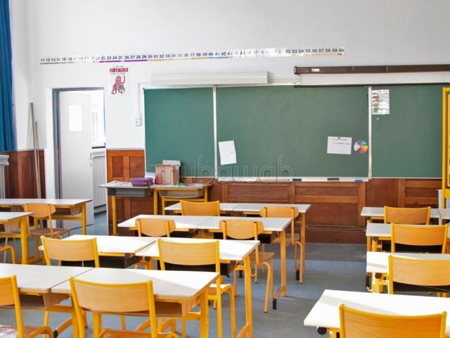 Local commercial vente à Rbat