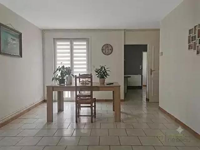 Appartement vente à Petite-Forêt, Nord