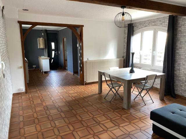 Maison location à Beauvais, Esches