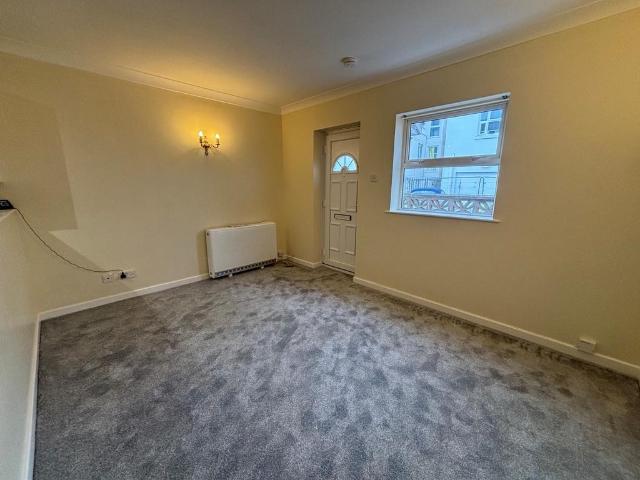Apartment for rent in St Marychurch, Torquay