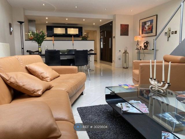 Apartment for rent in London Borough of Camden, Greater London