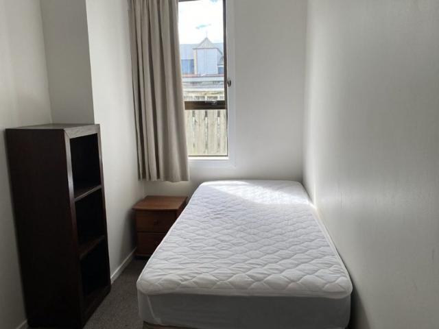 Apartment for rent in Days Bay, Wellington