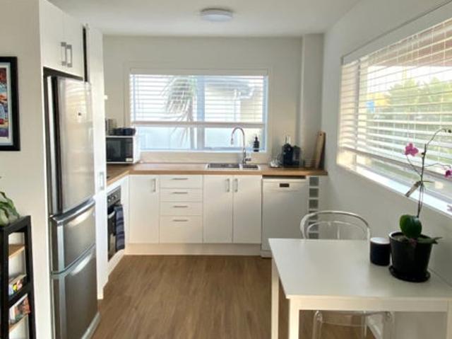 Apartment for rent in Days Bay, Wellington