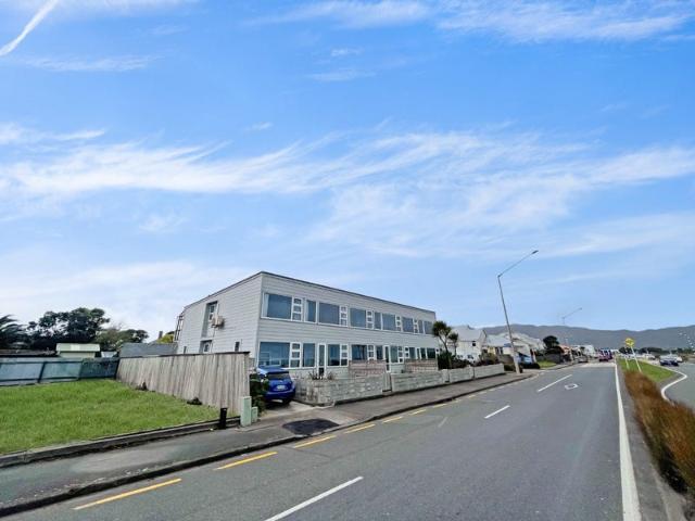 Apartment for rent in Days Bay, Wellington