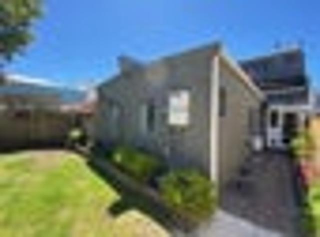 Apartment for rent in Days Bay, Wellington