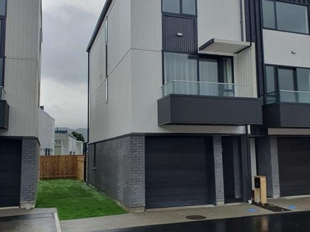 House for rent in Days Bay, Wellington