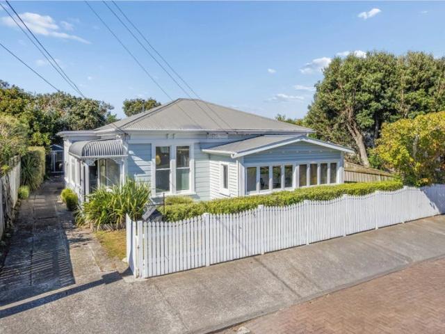 House for rent in Days Bay, Wellington