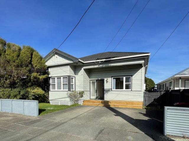 House for rent in Days Bay, Wellington