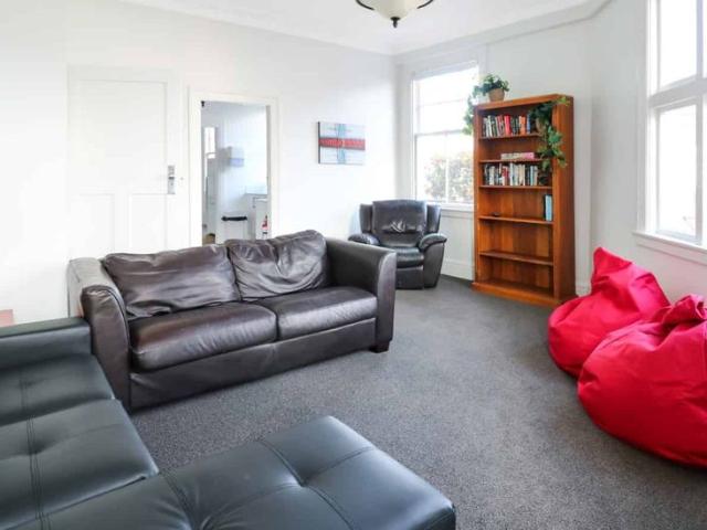Apartment for rent in Days Bay, Wellington