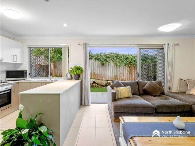 Townhouse for rent in Petrie, Greater Brisbane