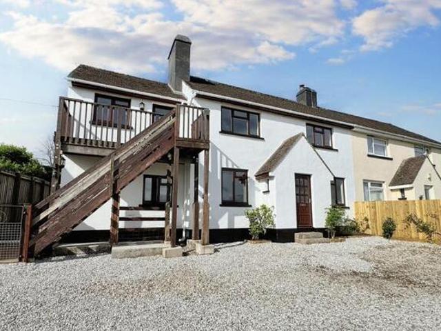 House for sale in Weir Quay, Devon