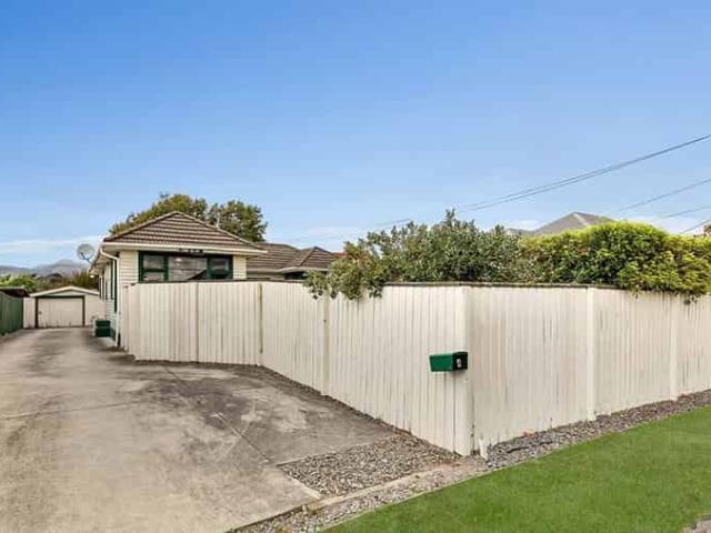 House for rent in Chaslands, Canterbury