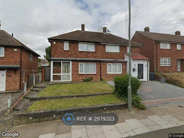 Room for rent in Ramsden, Greater London