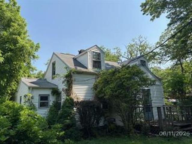 House for sale in Bedford