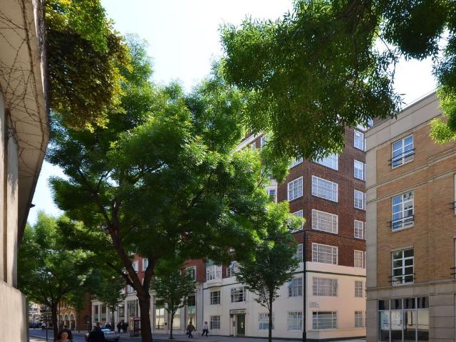 Studio for rent in Westminster, Victoria