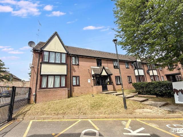 Apartment for rent in Spring Park, Luton