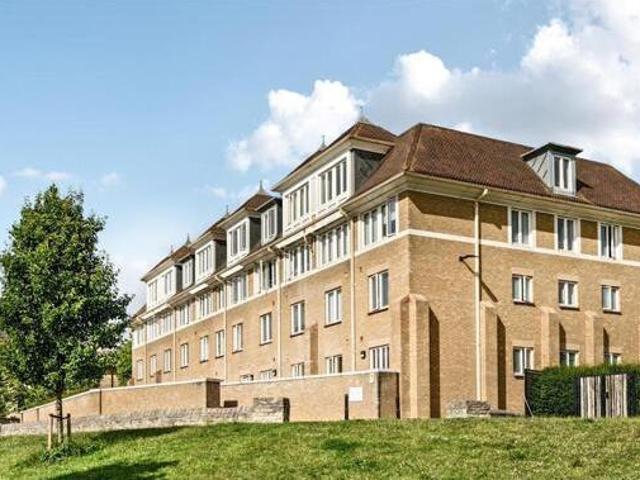 House for sale in Queen Mother Square, Dorchester