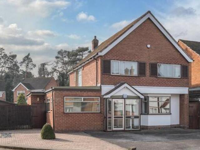 House for sale in Hall Green, West Midlands