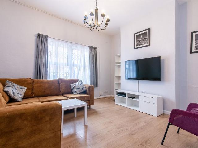 Room for rent in Hyson Green, Haddon