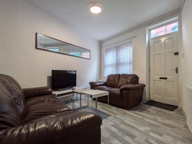 Room for rent in Hyson Green, Haddon