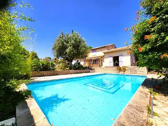 Maison vente à Béziers, Tourbes