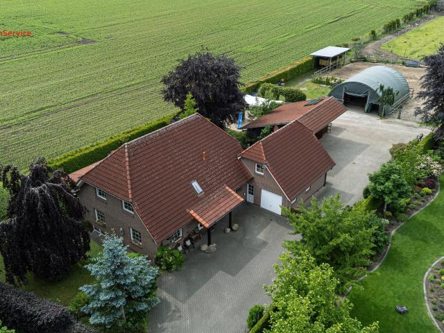 Villa kaufen in Halstrup, Westerstede
