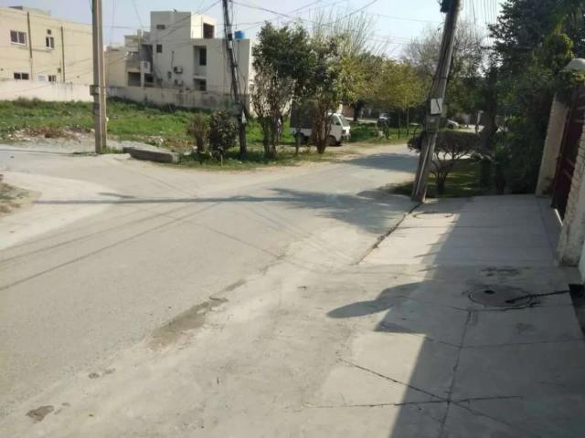 House for sale in Wapda Town, لاہور ڈویژن