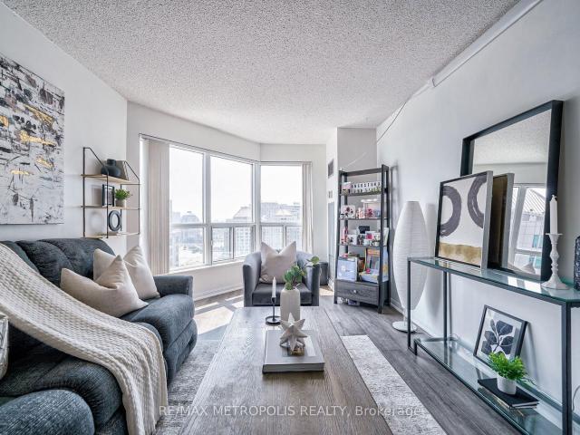 Condo for sale in Toronto, Golden Horseshoe