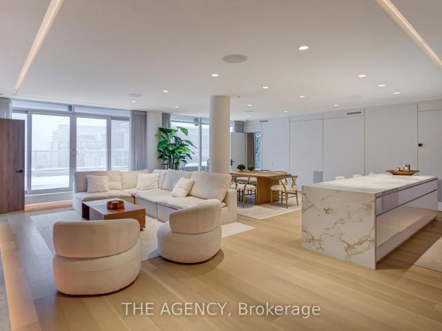 Condo for sale in Toronto, Golden Horseshoe