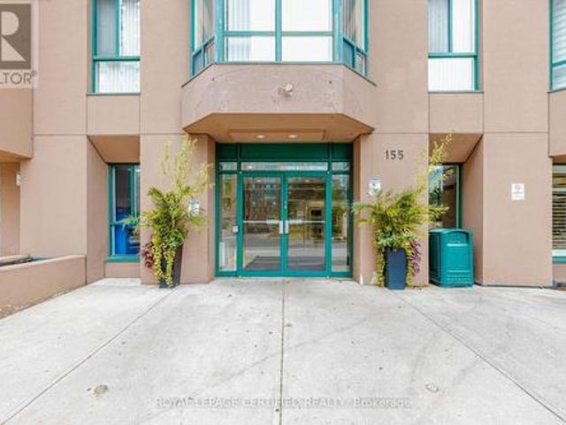 Condo for sale in Fairview, Mississauga