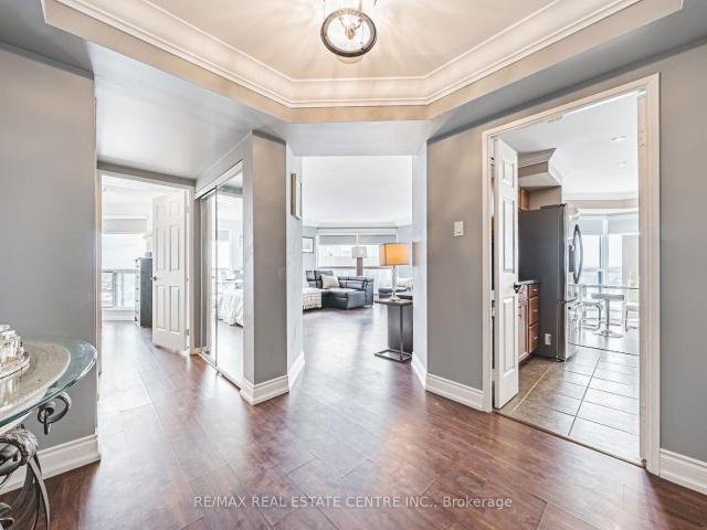 Condo for sale in Central Erin Mills, Mississauga