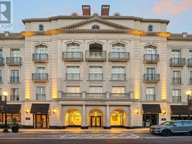 Condo for sale in Oakville, Ontario