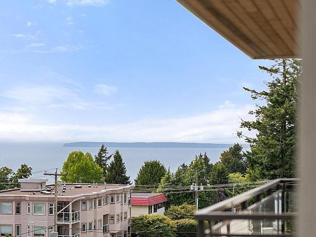 Condo for sale in White Rock, British Columbia