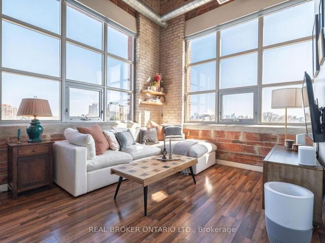 Condo for sale in Woburn, Ontario