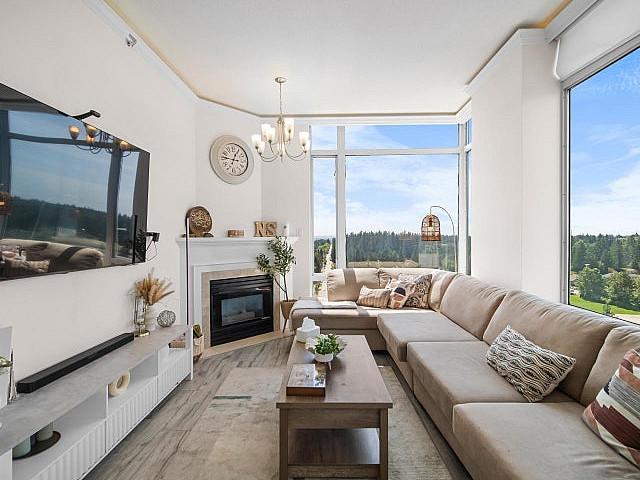 Condo for sale in Surrey, British Columbia