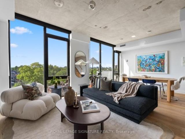 Condo for sale in Woburn, Ontario