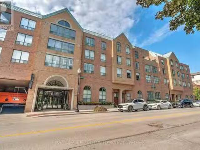 Condo for sale in Oakville, Ontario